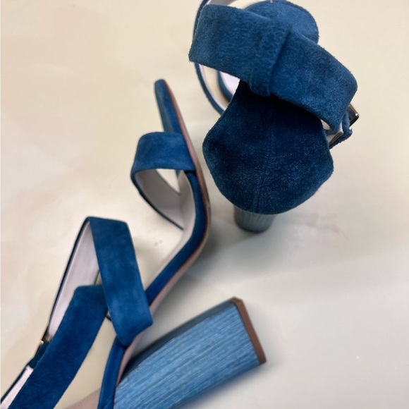 Made in Italy Giovanna Grazzini Blue Strappy High Heel Sandals - Picture 3 of 11